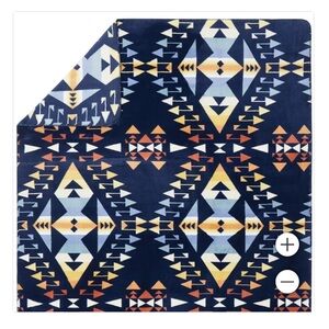 Pendleton Plush Throw, Big Thunder